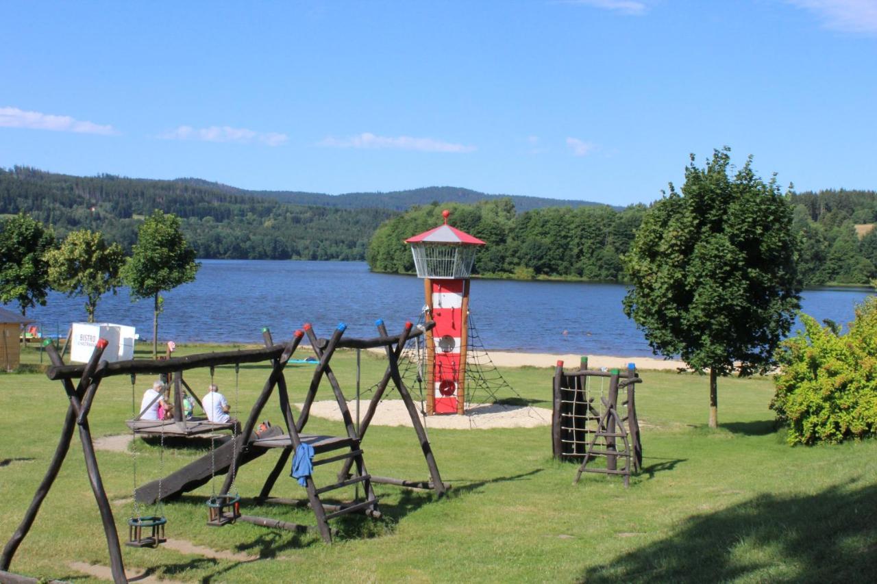 Апартаменты Lipno Wellness - Frymburk C 402-403 Экстерьер фото